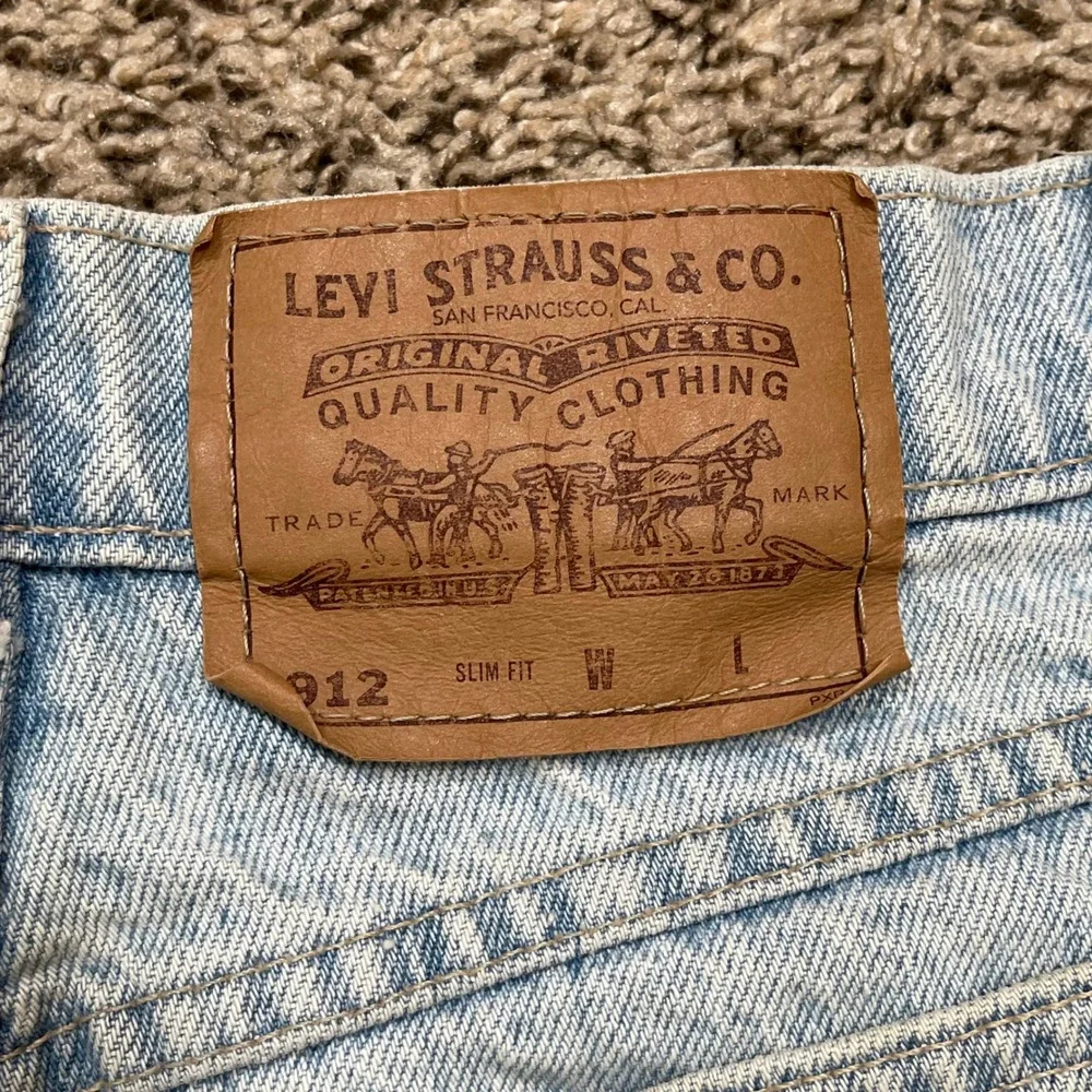 Levi's Light Wash Denim Jean Shorts - Light Blue